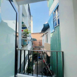 Cho thuê nhà nguyên căn khu xóm đạo Quận 4 nhà mới 42m2 dtsd