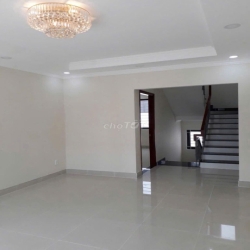 Cần cho thuê nhà 111F Hoa Lan P.2 Q.Phú Nhuận