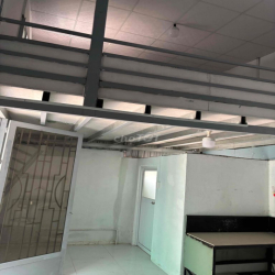 Nhà cho thuê giá 1Tr8 gần cầu gạch tôm đường lvl