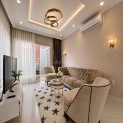 Q7.CHO VILLA CAO CẤP 