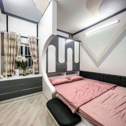 NHÀ TRỆT LẦU - HẺM 553 ĐƯỜNG 30/4