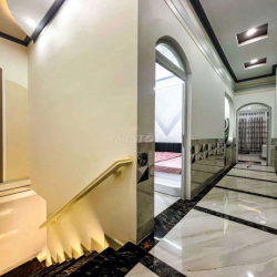 NHÀ TRỆT LẦU - HẺM 553 ĐƯỜNG 30/4