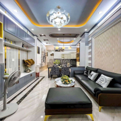 NHÀ TRỆT LẦU - HẺM 553 ĐƯỜNG 30/4