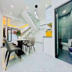 BÁN NHÀ ĐƯỜNG THIÊN LÔI - XÂY MỚI FULL NỘI THẤT - SÂN CỔNG RIÊNG - 3 M