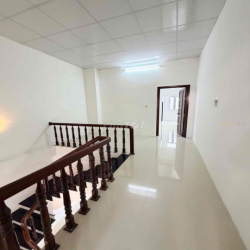 Nhà trệt lầu KdC 91B