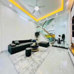 BÁN NHÀ ĐƯỜNG THIÊN LÔI - XÂY MỚI FULL NỘI THẤT - SÂN CỔNG RIÊNG - 3 M