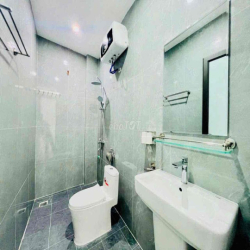 BÁN NHÀ ĐƯỜNG THIÊN LÔI - XÂY MỚI FULL NỘI THẤT - SÂN CỔNG RIÊNG - 3 M