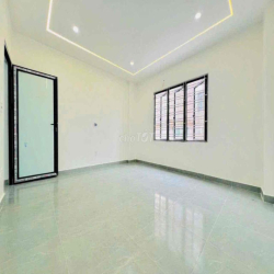 BÁN NHÀ ĐƯỜNG THIÊN LÔI - XÂY MỚI FULL NỘI THẤT - SÂN CỔNG RIÊNG - 3 M