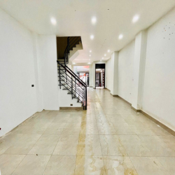 CHO THUÊ NHÀ MT ĐƯỜNG SỐ 6, HÀ ĐÔ  Q10, DT 5.5x16M, TRỆT 3 LẦU, 65TR