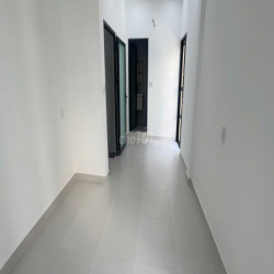 Nhà Nguyên Căn Đường Hoàng Diệu - 1PN 2WC - 4.5x7.2m