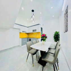 BÁN NHÀ ĐƯỜNG THIÊN LÔI - XÂY MỚI FULL NỘI THẤT - SÂN CỔNG RIÊNG - 3 M