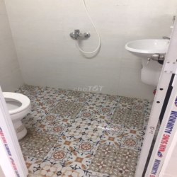 CH mini DT 30m2 có ban công, sẵn máy lạnh, nước nóng. Đg 22 Linh Đông