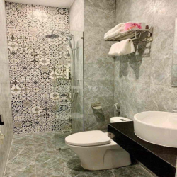 Cho Thuê Căn Hộ 40m2 Tách Bếp Ban Công Gần Công Viên Lê Văn Tám