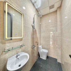 CĂN HỘ CAO CẤP MỚI 100% FULL NỘI THẤT MÁY GIẶC RIÊNG NGAY ĐH VĂN HIẾN