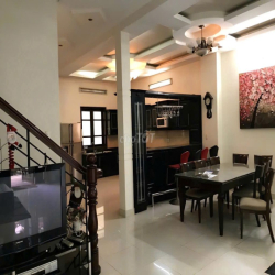 Cần cho thuê Biệt Thự HXH 3/3B Phổ Quang P.2 Q.Tân Bình