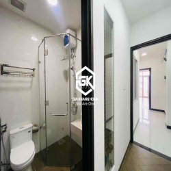 CHO THUÊ DÀI HẠN NHÀ NGUYÊN CĂN 6 PHÒNG NGỦ FULL NỘI THẤT KHU ĐÔ THỊ H