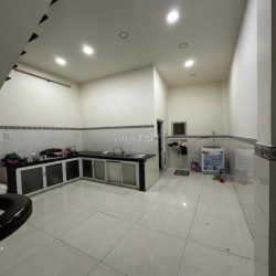 Cho Thuê Nhà Mặt Tiền Lê Văn Khương HM..giáp Q12,Dt:4x25m 1 Lầu 2pn2wc
