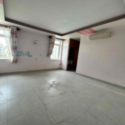 MẶT TIỀN NGUYỄN SUÝ - 5.5 x 20 - TRỆT 3 LẦU - NHẬN NGAY