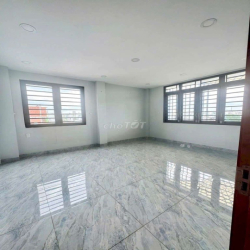 Nhà LÊ VĂN QUỚI [6x10, 4 lầu, 5pn, 6toilet] 20tr/tháng