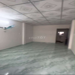 Cho thuê nhà Mới Xây chỉ 10 triệu,  Trệt 1 lửng 1 lầu, 2PN 3VS,