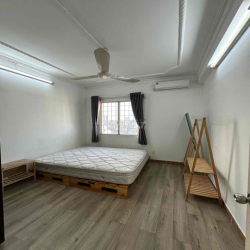 Cho thuê gấp chung cư trung tâm Phan Xích Long