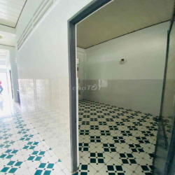 NHÀ MẶT TIỀN MỸ THO
