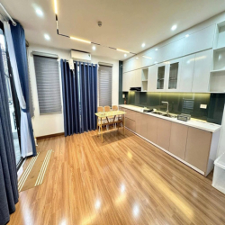 Cho thuê nhà ngõ 100 Trần Duy Hưng,cầu giấy,hà nội,dt 40m2 x 6 tầng,TM