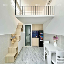 CHO THUÊ CĂN HỘ DỊCH VỤ CAO CẤP FULL NỘI THẤT - CỬA SỔ GẦN ÂU CƠ