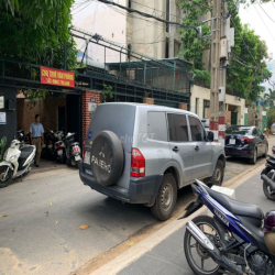 Văn phòng 45 m2 giá *** 12 triệu bao phí ql, ngay sân bay TSN