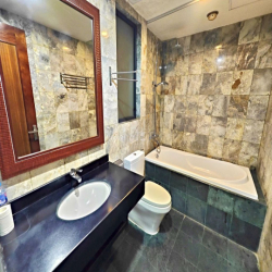 Trống sẵn Studio 40m2 full đồ , ban công thoáng, BA ĐÌNH