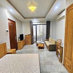 Trống sẵn Studio 40m2 full đồ , ban công thoáng, BA ĐÌNH