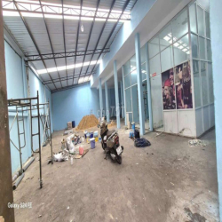 CHO THUÊ KHO XƯỞNG 16X19M, LỬNG, VĂN PHÒNG, TẢI 8TẤN, ĐIỆN 3PHA,GIÁ 30