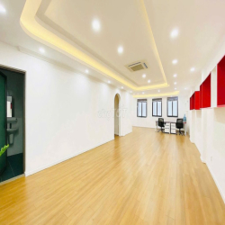 HÀNG HIẾM MT 7 MÉT- 129 Nguyễn Minh Hoàng, TB, 700m2 Sàn, Sàn Suốt