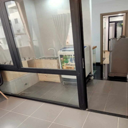 Cho thuê 2PN+1WC, máy giặt riêng. Đầy đủ nội thất