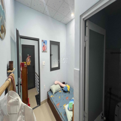 cho thuê nhà hẻm 4m Cmt8 (3.5x12m) 2 tầng, 2PN2Wc