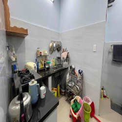 cho thuê nhà hẻm 4m Cmt8 (3.5x12m) 2 tầng, 2PN2Wc