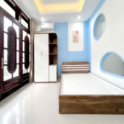 Chính Chủ,Cho Thuê Phòng 45m2 , Full Nội Thất , Ban Công