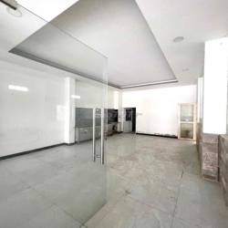 Cho Thuê MB setup theo nhu cầu KD  lối đi riêng đường 3/2 quận 11