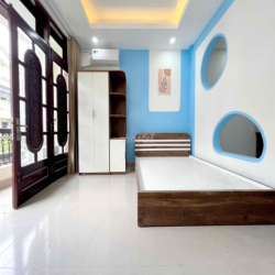 Chính Chủ,Cho Thuê Phòng 45m2 , Full Nội Thất , Ban Công