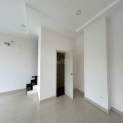 CHO THUÊ SHOPHOUSE CHUNG CƯ CARILLON 3 – VỊ TRÍ ĐẸP GẦN NHÀ GA T3