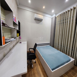 Cho thuê chung cư Lô 27 Lê Hồng Phong