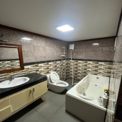 Cần chuyển nhượng hđ thuê Căn hộ Hoàng Anh Giai Việt,