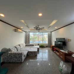 Cần chuyển nhượng hđ thuê Căn hộ Hoàng Anh Giai Việt,
