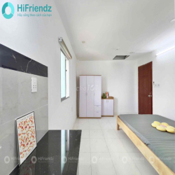 Studio Cửa Sổ Full Nội Thất Gần Quận 1