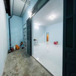 BÁN NHÀ SỔ RIÊNG THỔ CƯ NGAY CHỢ NHỎ LONG BÌNH CHỈ 1 TỶ 850