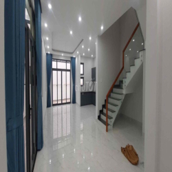 Cho thuê biệt thự song lập Đông Tăng Long, 160m2, nội thất cơ bản