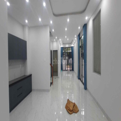 Cho thuê biệt thự song lập Đông Tăng Long, 160m2, nội thất cơ bản