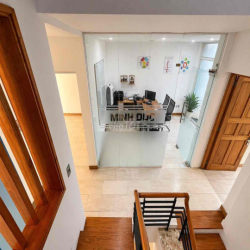 CHO THÊ NHÀ MẶT TIỀN ĐƯỜNG SỐ 40 ,TÂN QUY ĐÔNG Q.7-TRỆT 2LẦU SÂN THƯỢN