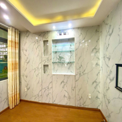 CHO THUÊ NHÀ NGUYÊN CĂN ĐƯỜNG PHẠM NGỌC THẠCH - VỊ TRÍ NGAY TTTP