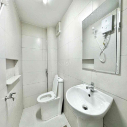 { DUPLEX BANCOL } Siuu rộng 4-5ng ở vô tư sát ngay ĐH UTH, Hutech